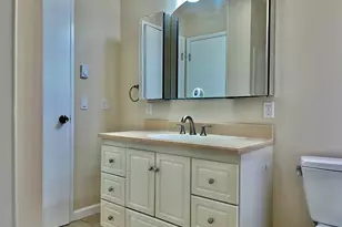 8 Roma St, East Haven, CT 06512 - Photo 20