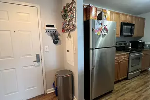 300 Broad St, Stamford, CT 06902 - Photo 8