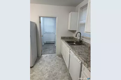 1 Farnsworth Street #1, New London, CT 06320 - Photo 4