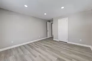 110 Greenwood Dr, Manchester, CT 06042 - Photo 30