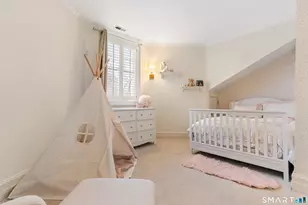 242 Ocean Dr W, Stamford, CT 06902 - Photo 26