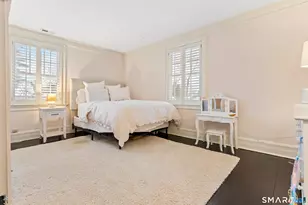 242 Ocean Dr W, Stamford, CT 06902 - Photo 24