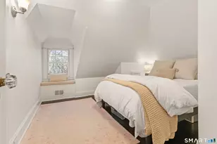 242 Ocean Dr W, Stamford, CT 06902 - Photo 30