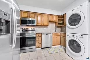 426 Emmett St, Bristol, CT 06010 - Photo 6