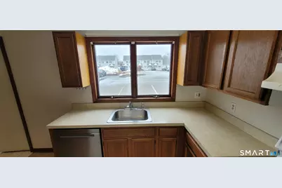 482 Lake Avenue #6, Bristol, CT 06010 - Photo 8