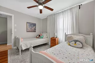 14 Warren St, New London, CT 06320 - Photo 26