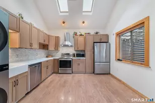 25 High St, Windsor, CT 06095 - Photo 4