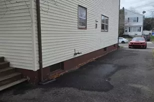 129 Price St, Bridgeport, CT 06610 - Photo 28