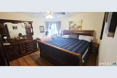 129 Price Street, Bridgeport, CT 06610 - Photo 12