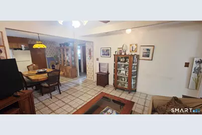 129 Price Street, Bridgeport, CT 06610 - Photo 6