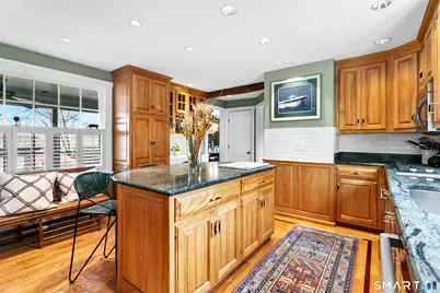 164 Farist Road, Fairfield, CT 06825 - Photo 16