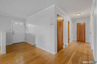 448 Mohegan Avenue Parkway, Waterford, CT 06375 - Photo 18