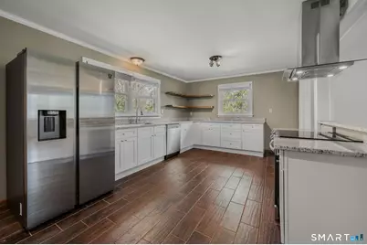 448 Mohegan Avenue Parkway, Waterford, CT 06375 - Photo 14