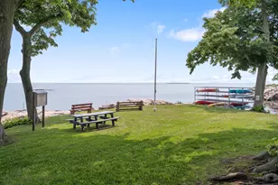 10 Montgomery Pkwy, Branford, CT 06405 - Photo 18