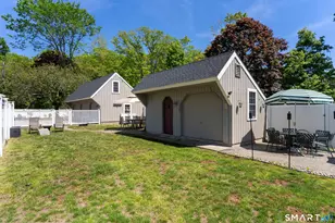 147 Boston St, Guilford, CT 06437 - Photo 36