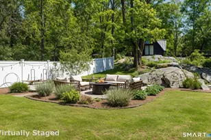 147 Boston St, Guilford, CT 06437 - Photo 2