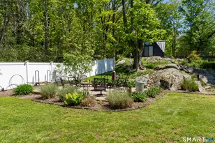 147 Boston St, Guilford, CT 06437 - Photo 34