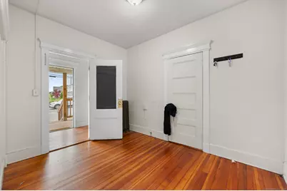 65 Colman Street, New London, CT 06320 - Photo 4