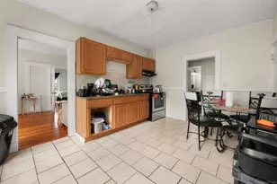 65 Colman St, New London, CT 06320 - Photo 8