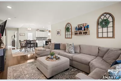 109 Old Village Circle, Windsor, CT 06095 - Photo 4