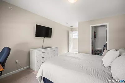 109 Old Village Circle, Windsor, CT 06095 - Photo 18