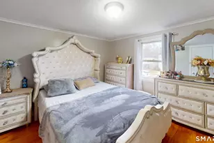 14 Sequin St, Hartford, CT 06106 - Photo 8