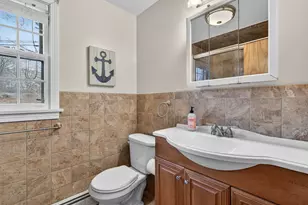 7 Laurel Hill Dr S, East Lyme, CT 06357 - Photo 20