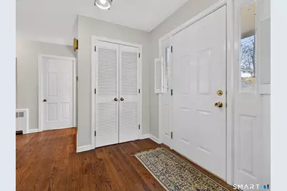 7 Laurel Hill Drive South, East Lyme, CT 06357 - Photo 2