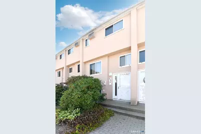 576 Shennecossett Road #G69, Groton, CT 06340 - Photo 2