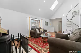 25 Zack Ln, Bristol, CT 06010 - Photo 4