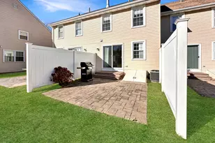 37 Hubbard Run Dr, Glastonbury, CT 06033 - Photo 28