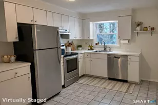 26 College St, Clinton, CT 06413 - Photo 10