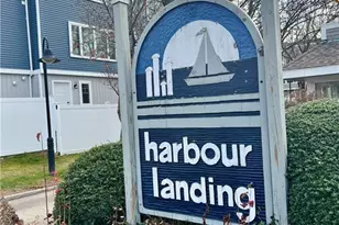 127 Harbour Close, New Haven, CT 06519 - Photo 2