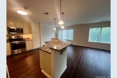 127 Harbour Close #127, New Haven, CT 06519 - Photo 8