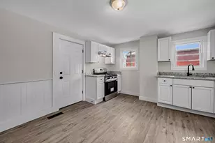 8 Bancroft St, Torrington, CT 06790 - Photo 6