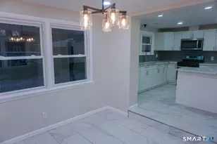 28 Bolton St, Hartford, CT 06114 - Photo 6