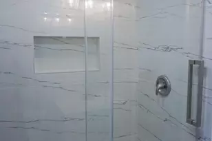 28 Bolton St, Hartford, CT 06114 - Photo 20