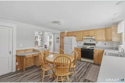 23 Benham Street, Torrington, CT 06790 - Photo 12