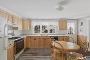 23 Benham St, Torrington, CT 06790 - Photo 8