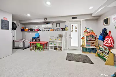 16 Sorensen Road, West Haven, CT 06516 - Photo 24