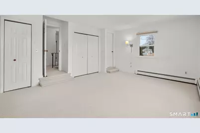 30 Kinlock Street, Milford, CT 06460 - Photo 26