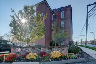 10 Main St, Berlin, CT 06037 - Photo 2