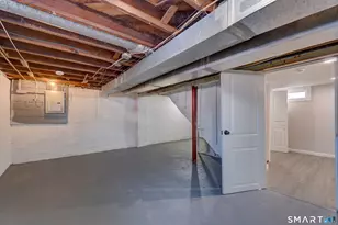 135 London Dr, Hamden, CT 06517 - Photo 34