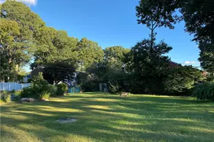 458 Meadowside Rd, Milford, CT 06460 - Photo 16