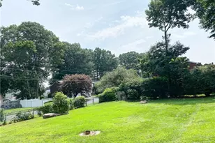 458 Meadowside Rd, Milford, CT 06460 - Photo 22