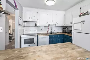 565 Clark Ave, Bristol, CT 06010 - Photo 12