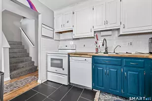 565 Clark Ave, Bristol, CT 06010 - Photo 14