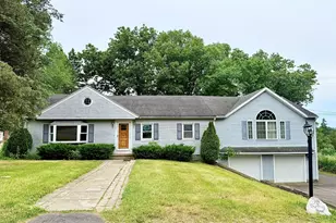 30 Bunting Rd, Seymour, CT 06483 - Photo 2