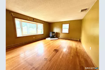 30 Bunting Road, Seymour, CT 06483 - Photo 2