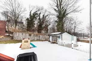 51 Evergreen Ave, Hamden, CT 06518 - Photo 28